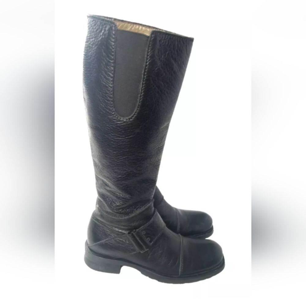 Bella Italian Leather Knee High boots Size 7 EU 37 Black